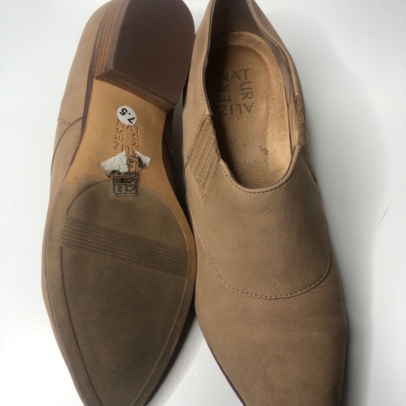 Naturalizer Ankle Boots - Picture 9 of 11